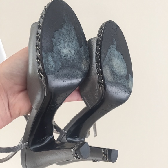 Chanel Formal Silver Grey Chain Heels - Picture 5 of 5